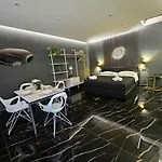 Elite Apartment *